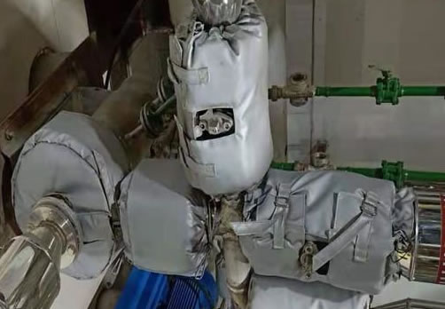 高溫管道<a href=http://m.gzsat.com.cn/e/tags/?tagname=%E4%BF%9D%E6%B8%A9%E9%9A%94%E7%83%AD target=_blank class=infotextkey>保溫隔熱</a>衣