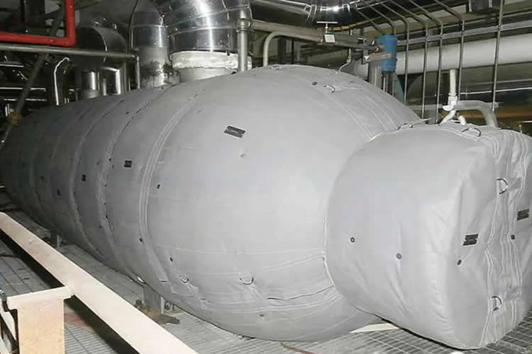 再沸器保溫,再沸器<a href=http://m.gzsat.com.cn/e/tags/?tagname=%E4%BF%9D%E6%B8%A9%E5%A5%97 target=_blank class=infotextkey>保溫套</a>,<a href=http://m.gzsat.com.cn/e/tags/?tagname=%E6%8D%A2%E7%83%AD%E5%99%A8%E4%BF%9D%E6%B8%A9 target=_blank class=infotextkey>換熱器保溫</a>